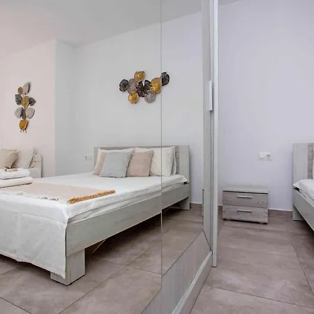 Sunlight Seaview Alina & Cathrin My Journey 오르노스